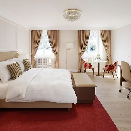 Grand National Hotel